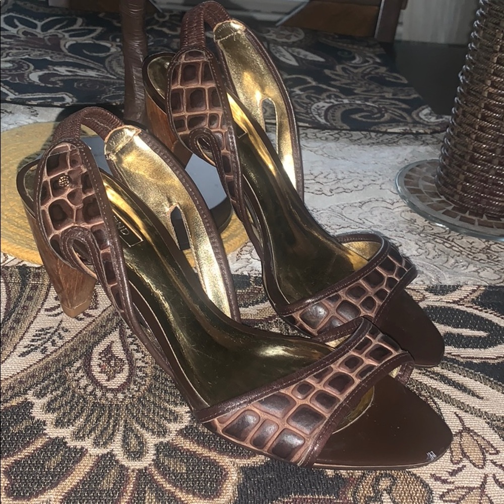 🌸🌷Dumond heels sling back size 8